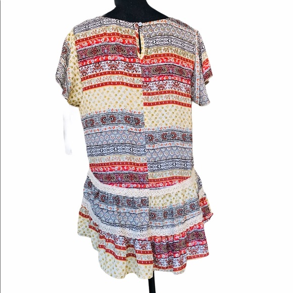 Top Women’s - Picture 3 of 7